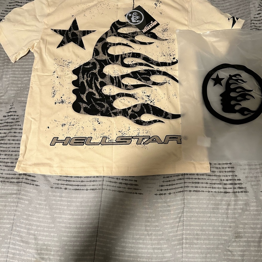 Hellstar Kids Short Sleeve Graphic Tee - Cream and Black